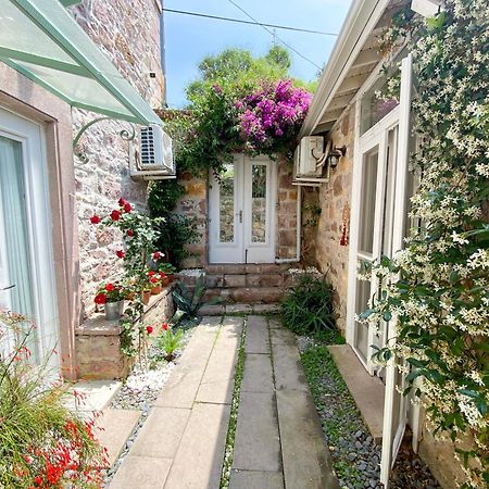 Cunda Ilios Hotel Ayvalik Exterior photo